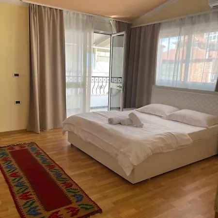Mandarine Hostel Tirana
