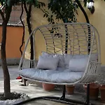 Mandarine Tirana