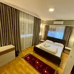 Hostel Mandarine Tirana