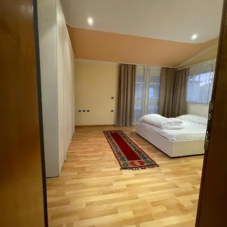 Mandarine Hostel
