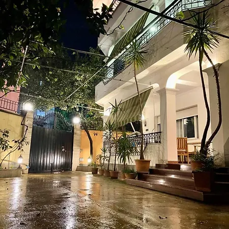 Mandarine Hostel *