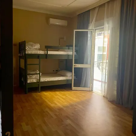 Mandarine Hostel