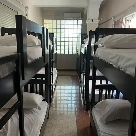 Mandarine Hostel *
