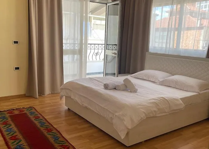 Mandarine Hostel Tirana